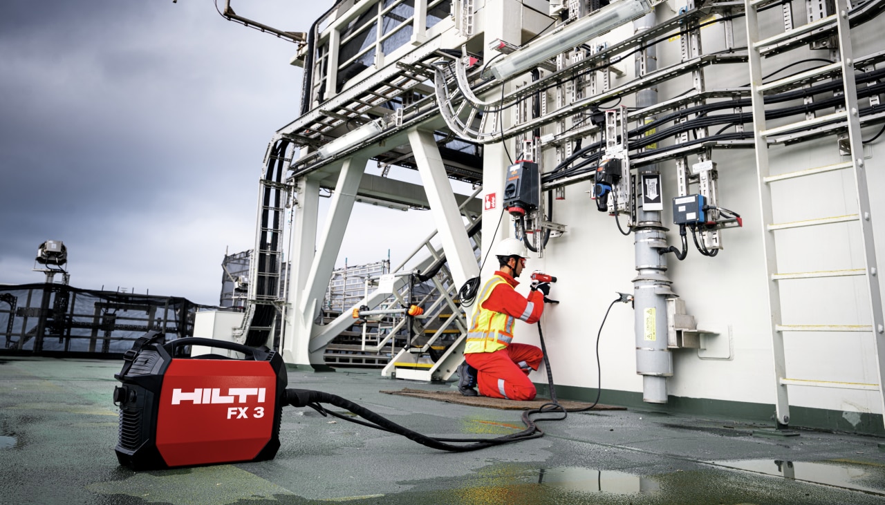 F-BT fastener installation on steel with Cordless Stud Fusion operator