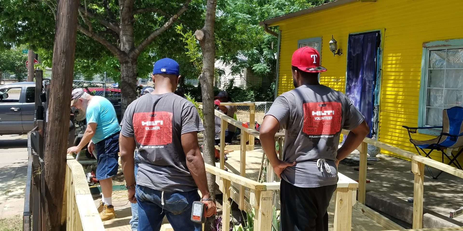 Hilti volunteers at Habitat for Humanity