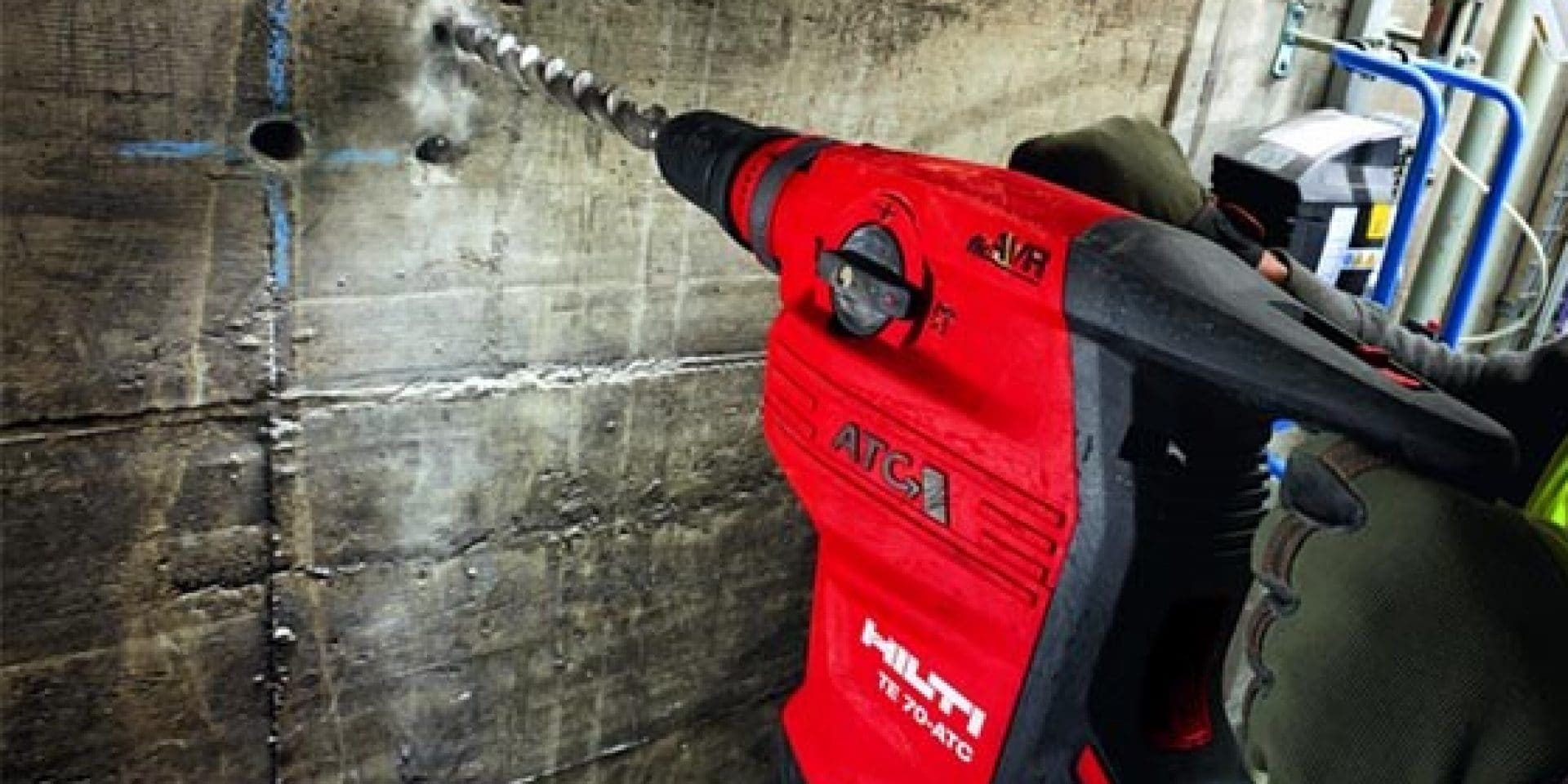 SDS-Max TE 70-ATC/AVR powerful combination hammer drill