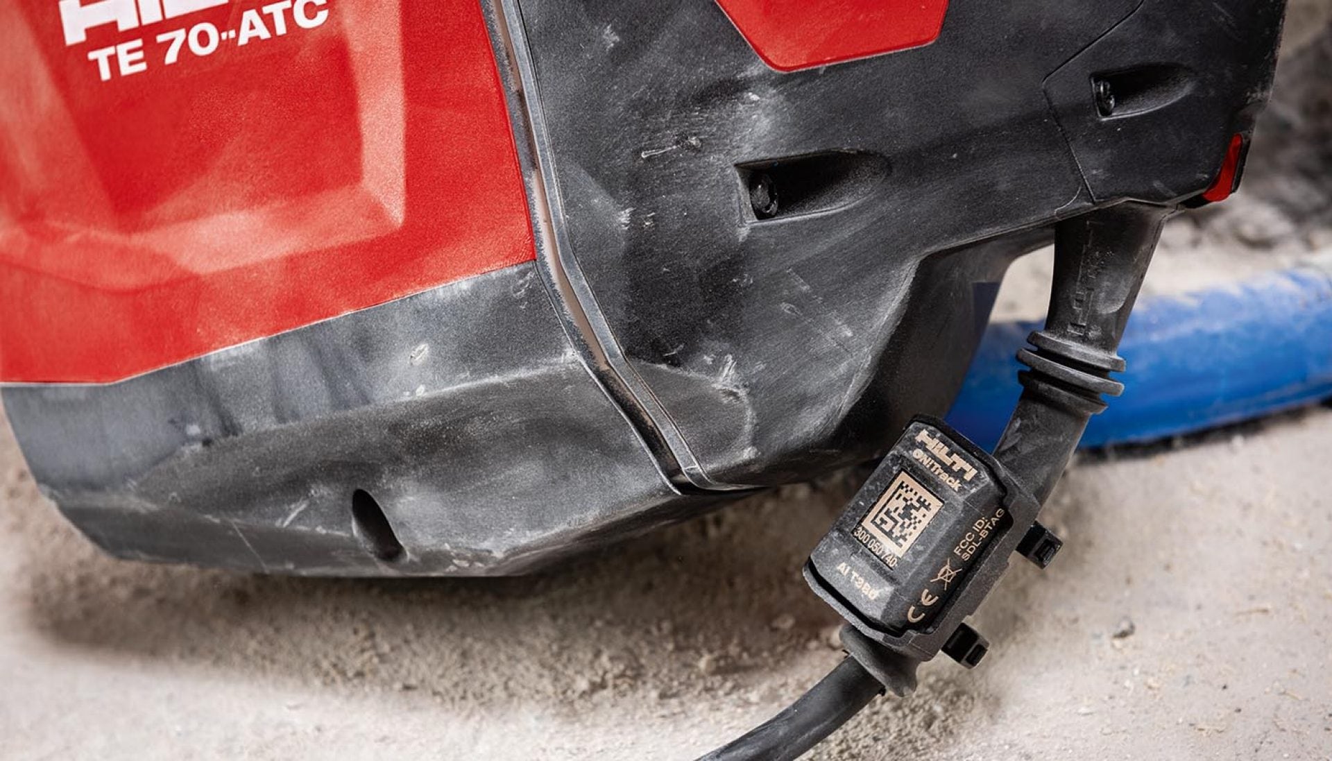 Hilti TE 70-ATC with an ON!Track tag on its power cord