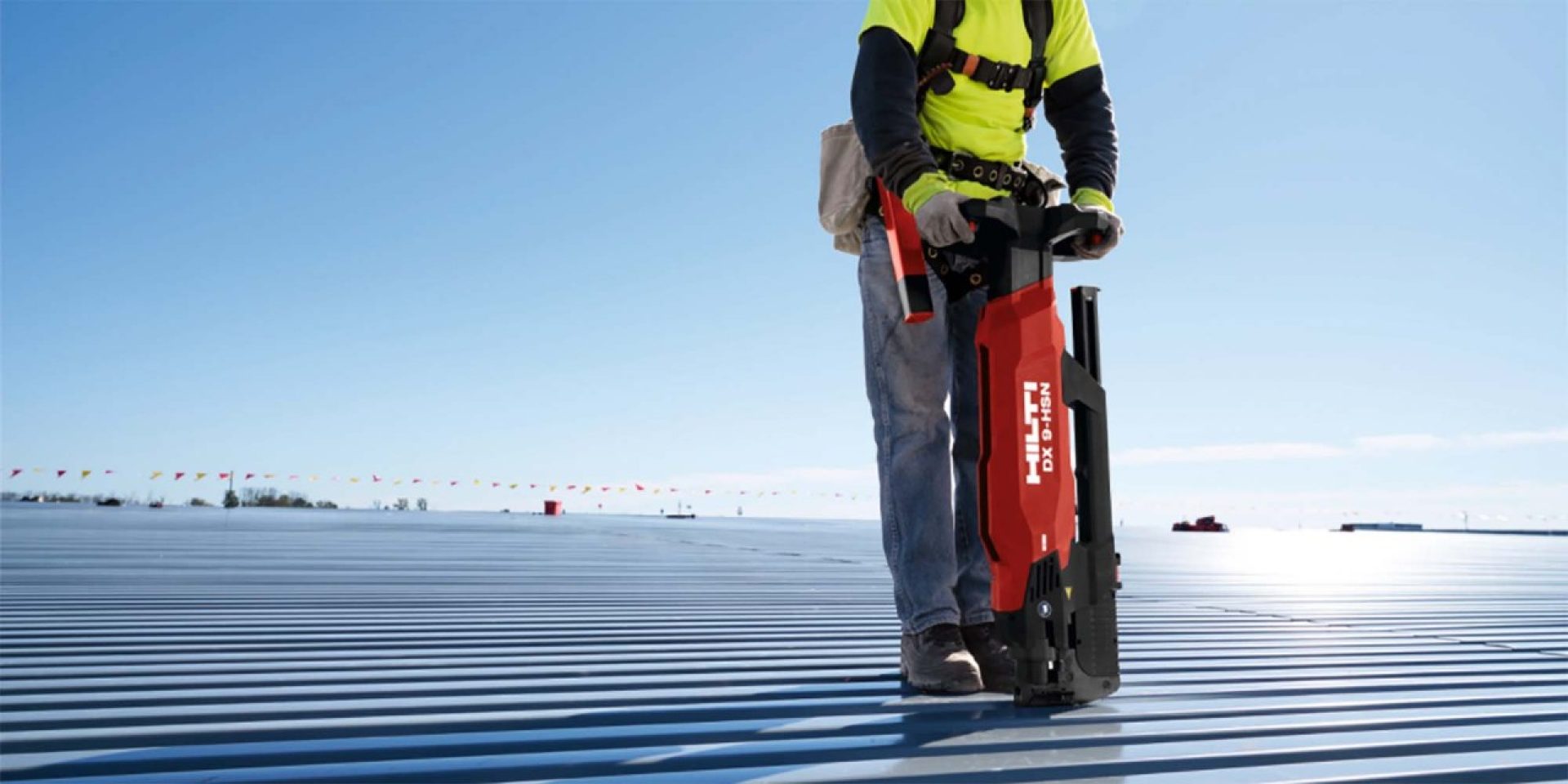 The DX 9 stand-up decking tool that can be used with the Hilti Connect app