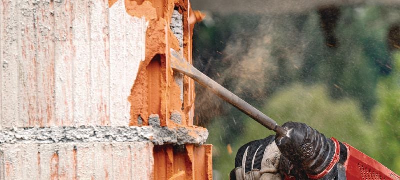 Ciseaux plats TE-C FM Embouts à burin ultra-robuste SDS Plus (TE-C) flat pour le piquage et les saignées dans le béton et la maçonnerie Applications 1