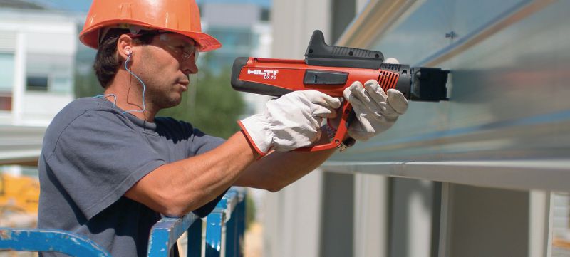6.8/18 M10 Clean-Tec powder cartridges (long) Collated .27 caliber long Clean-Tec cartridges for use with powder-actuated nailers for fastening metal decks Applications 1