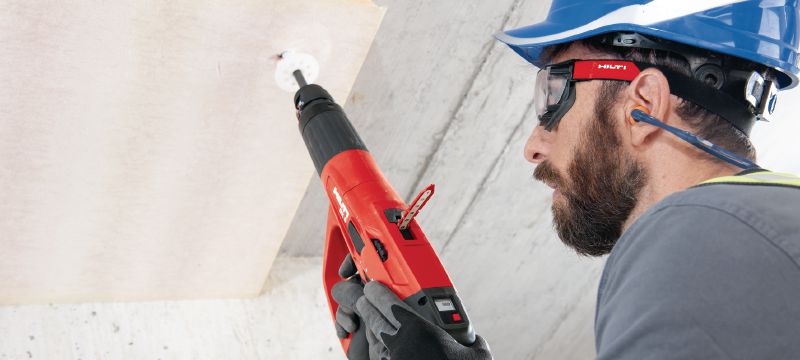 DX 5-IE Powder-actuated insulation fastening tool Digitally enabled, fully automatic, high-productivity powder actuated tool for fastening insulation on soft to tough concrete, masonry and steel Applications 1