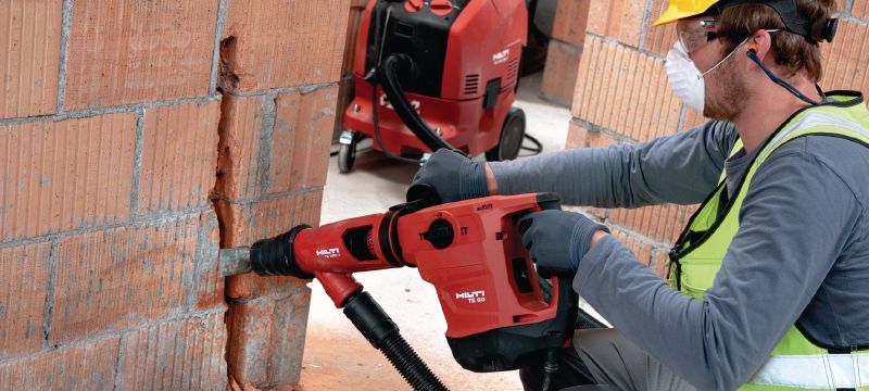 TE 60-AVR Rotary hammer Versatile and powerful SDS Max (TE-Y) rotary hammer for concrete drilling and chiseling, with Active Vibration Reduction (AVR) Applications 1