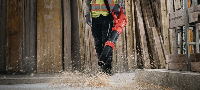 Souffleur sans fil NBL 6-22 Puissant souffleur de chantier pour le déblaiement des débris de chantier et la préparation des surfaces de travail (plate-forme de batterie Nuron) Applications 1