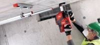 Perforateur sans fil TE 4-A22 Perforateur à batterie 22 V, avec poignée en D permettant un maniement supérieur dans les travaux en série Applications 4