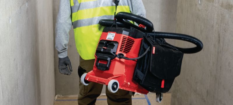 VC 150-6 XE extracteur de poussière Extracteur de poussière puissant avec des prises intégrées pour se brancher à des outils électriques et pour les nettoyages du chantier (sec et humide), avec un réservoir de 4 gallons conforme au 150 pi³/min de l’OSHA Applications 1