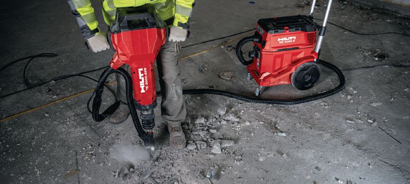 Marteau perforateur électrique pour charges lourdes TE 3000-AVR Burineur exceptionnellement puissant pour charges lourdes de démolition du béton, la découpe de l’asphalte,les travaux de terrassement et l'implantation de tiges de terre Applications 1