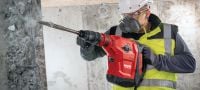 TE 70-ATC/AVR Rotary hammer Very powerful SDS Max (TE-Y) rotary hammer for heavy-duty drilling and chiseling in concrete Applications 3