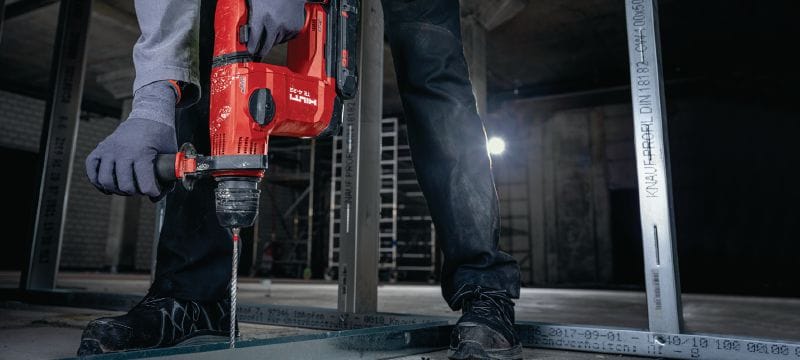 TE 4-22 Cordless rotary hammer - Cordless SDS Plus Rotary Hammers - Hilti  Canada