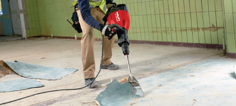 Burineur de béton TE 1000-AVR Burineur polyvalent pour la démolition ou le burinage de planchers et les applications occasionnelles dans les murs (avec cordon d’alimentation universel) Applications 1