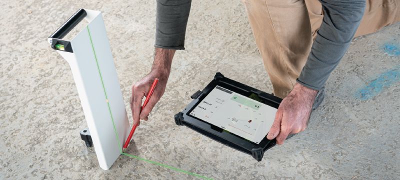 PMD 200 Jobsite layout tool Intuitive 2D layout laser tool to easily mark out drywall track locations and complex geometries in indoor environments Applications 1