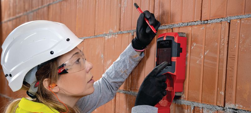 Balayeur de mur PS 85 Facile à utiliser pour balayer les murs et localiser les montants afin d'éviter de frapper des objets encastrés lors du forage et de la découpe Applications 1