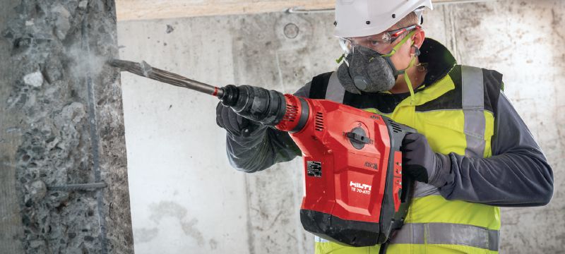 TE 70-ATC/AVR Rotary hammer Very powerful SDS Max (TE-Y) rotary hammer for heavy-duty drilling and chiseling in concrete Applications 1