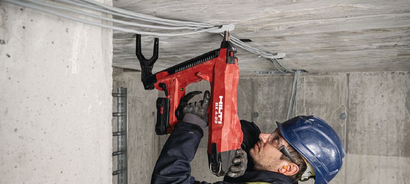 BX 4-ME-22 Cordless concrete nailer (M&E edition) Nuron battery-powered cordless nailer for installing cables, conduits and threaded studs to concrete, steel and masonry Applications 1