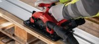 Power saw safety e-learning Online training course providing practical knowledge on the safety features and risks when using electric saws, explaining how to better avoid hazards