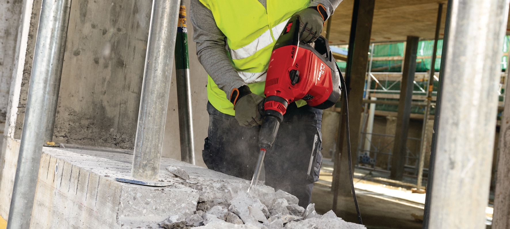 TE 70 AVR Rotary hammer Corded Rotary Hammers SDS Max Hilti Canada