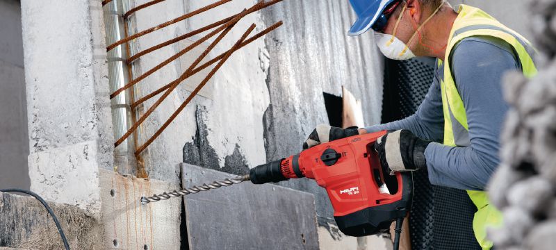 TE 60-AVR Rotary hammer Versatile and powerful SDS Max (TE-Y) rotary hammer for concrete drilling and chiseling, with Active Vibration Reduction (AVR) Applications 1