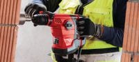 Perforateur TE 30-AVR Perforateur SDS Plus (TE-C) puissant pour le forage et le burinage de rectification difficiles dans le béton, avec système de réduction active des vibrations (AVR) Applications 3