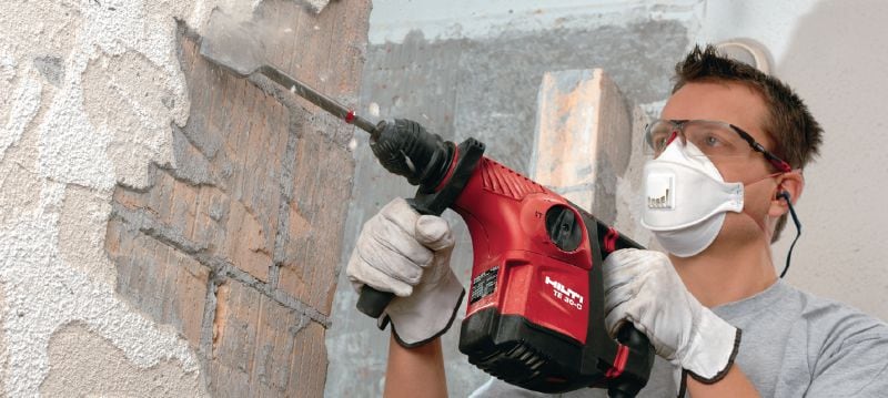 TE 30-C-(AVR) Rotary hammer Powerful SDS Plus (TE-C) rotary hammer for heavy-duty concrete drilling and corrective chiseling, with Active Vibration Reduction (AVR)