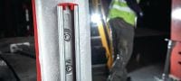 Saillies filetées (acier inoxydable) Étrier fileté mâle-femelle en acier inoxydable pour fixation à des poutres en acier revêtues de protection passive contre le feu (PFP) Applications 1