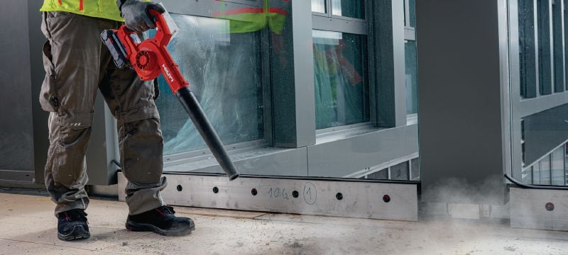 Souffleur de chantier compact NBL 4-22 Souffleur compact sans fil pour le nettoyage des débris sur le chantier et la préparation des surfaces de travail (plateforme de batteries Nuron) Applications 1