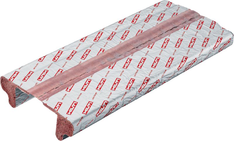 Coupe-feu joint de rail supérieur CFS-TTS MD Solution de coupe-feu préformée pour joints supérieurs de cloisons sèches sous les tabliers métalliques – élimine la nécessité pour la vaporisation lente et salissante d'un coupe-feu